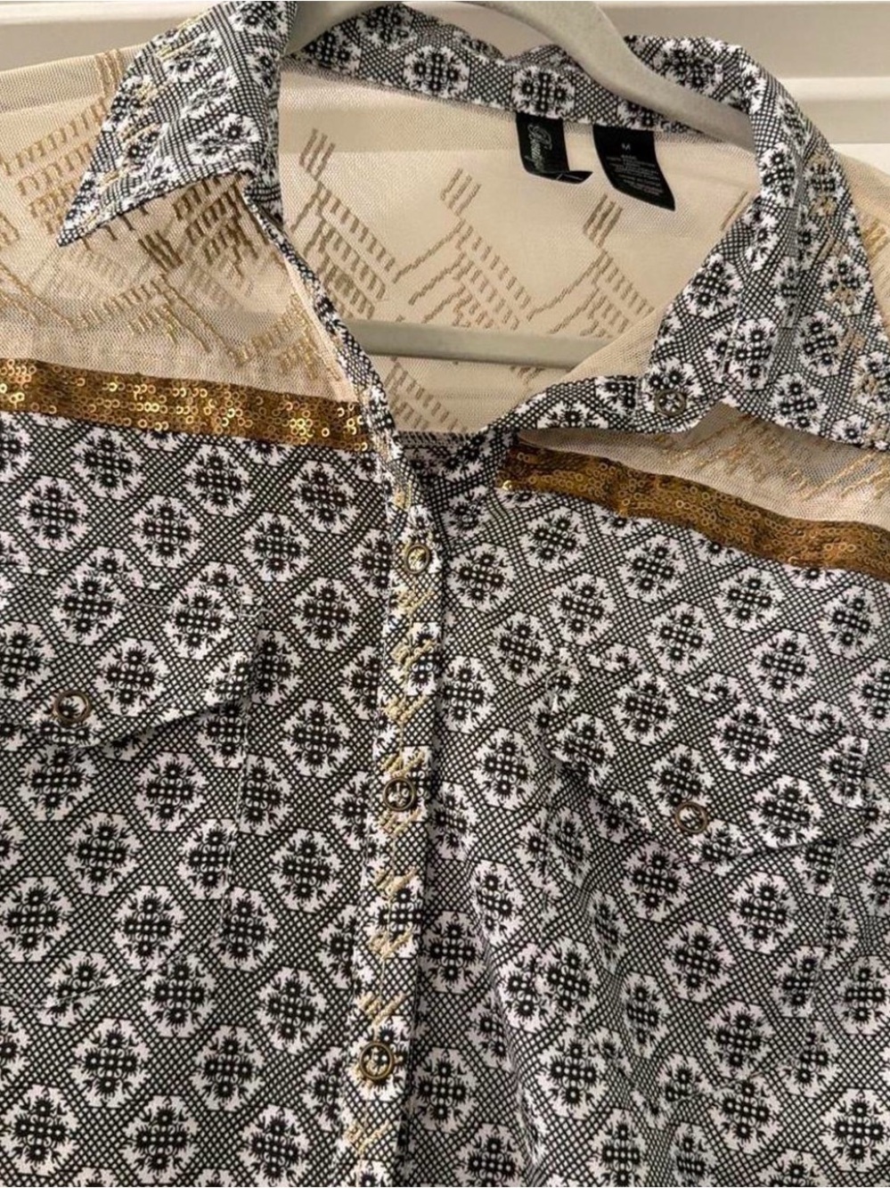 BKE Gray Printed Button-Down Shirt with Cream Yoke and Gold Trim - Picture 2 of 3